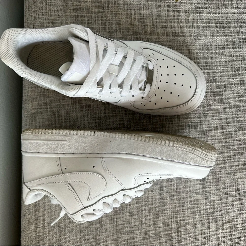 Nike Air Force 1 Low White Sneakers - Picture 4 of 5